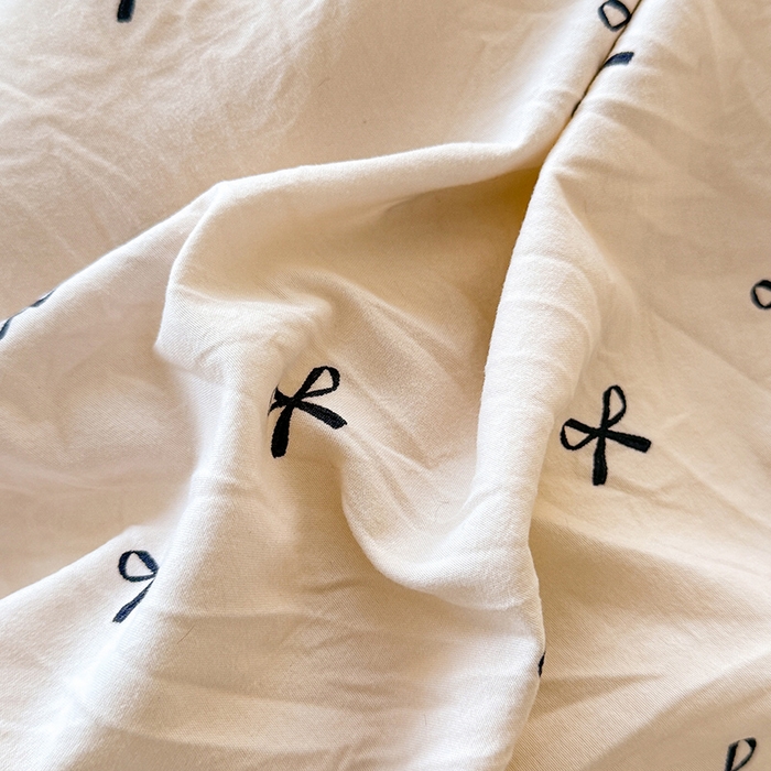 91家纺网 家纺一手货源 找家纺 优家居 2025新品水洗棉全夹棉床裙四件套韩版糯糯棉水洗皱皱纱床罩花边被套枕套直播爆款 爱心蝴蝶结