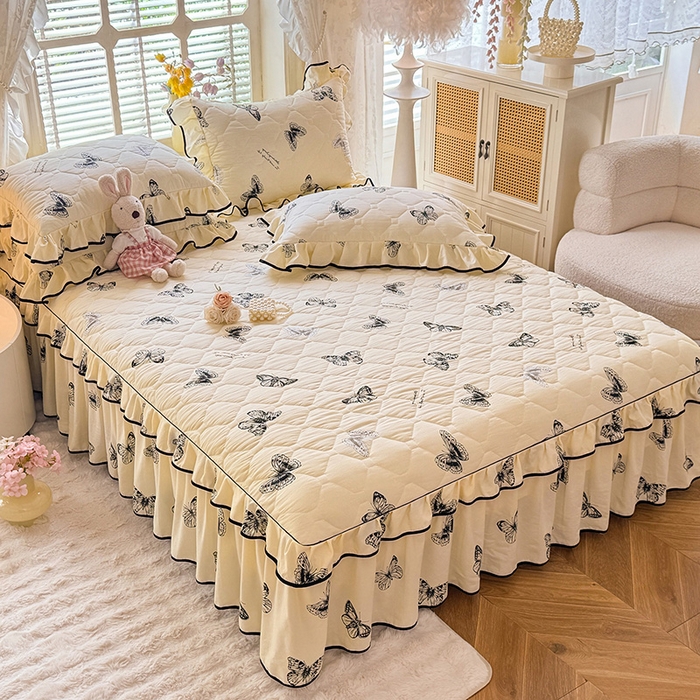 91家纺网 家纺一手货源 找家纺 优家居 2025新品水洗棉全夹棉床裙四件套韩版糯糯棉水洗皱皱纱床罩花边被套枕套直播爆款 蝶舞芳华