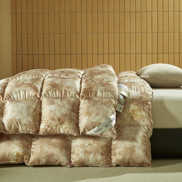 91家纺网 家纺一手货源 找家纺 暖羽屋羽绒馆  2025新款绒子95白鹅绒被子 印花羽绒被芯双人加厚 2米冬被春秋被 绚烂