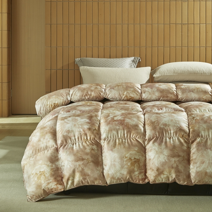 91家纺网 家纺一手货源 找家纺 暖羽屋羽绒馆  2025新款绒子95白鹅绒被子 印花羽绒被芯双人加厚 2米冬被春秋被 绚烂