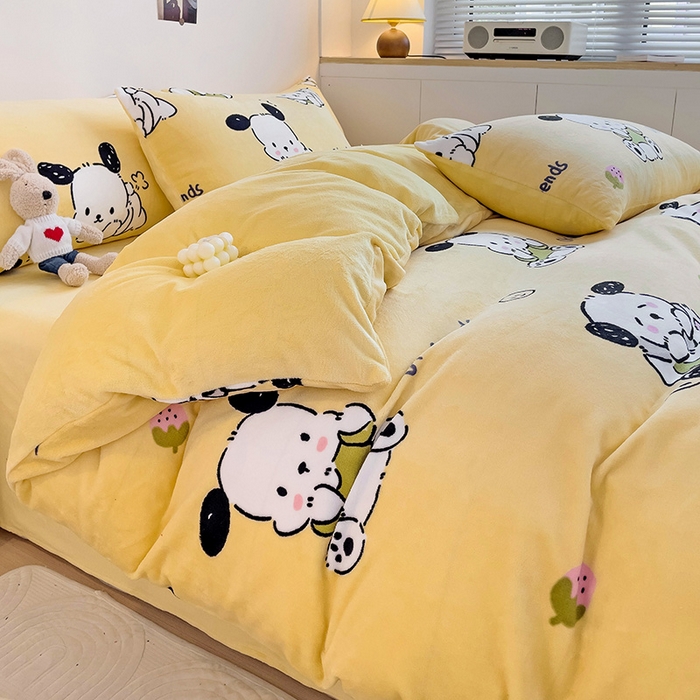 91家纺网 家纺一手货源 找家纺 西引力 2025新款亲肤舒适加厚牛奶绒印花四件套 调皮狗黄