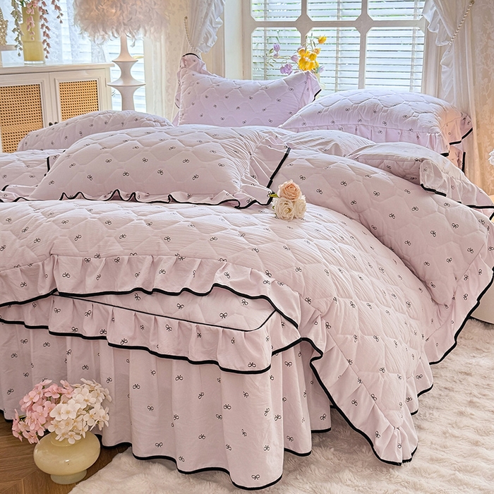 91家纺网 家纺一手货源 找家纺 优家居 2025新品水洗棉全夹棉床裙四件套韩版糯糯棉水洗皱皱纱床罩花边被套枕套直播爆款 粉雾结语