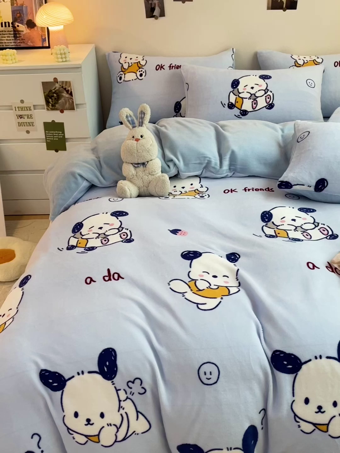 91家纺网 家纺一手货源 找家纺 西引力 2025新款亲肤舒适加厚牛奶绒印花四件套 调皮狗蓝