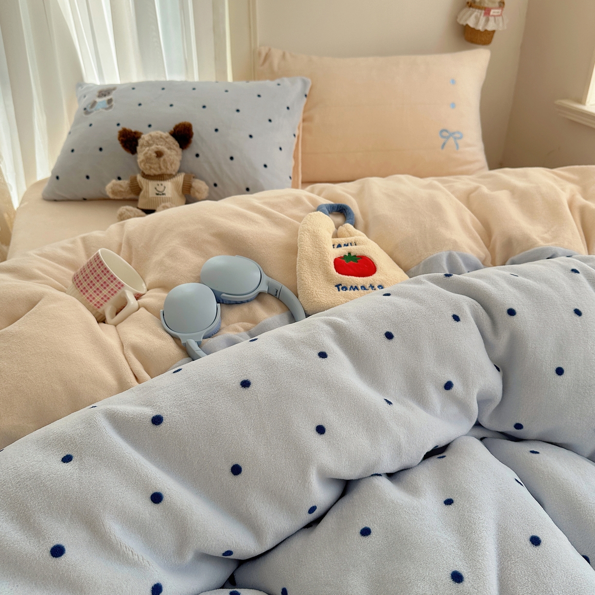 91家纺网 家纺一手货源 找家纺 顾里家纺 2025新款韩系兔毛贴布绣牛奶绒四件套 甜心小熊