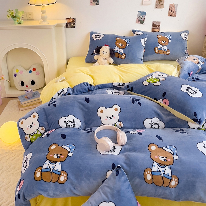 91家纺网 家纺一手货源 找家纺 西引力 2025新款亲肤舒适加厚牛奶绒印花四件套 花朵小熊