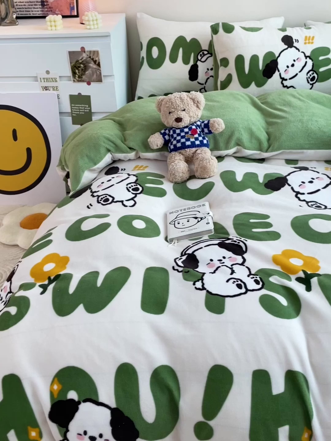 91家纺网 家纺一手货源 找家纺 西引力 2025新款亲肤舒适加厚牛奶绒印花四件套 欢乐萌宠