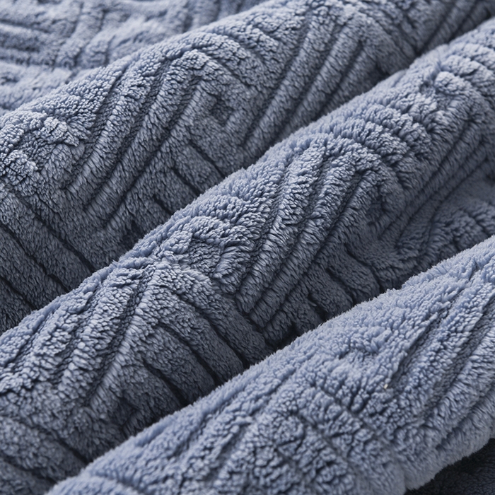 91家纺网 家纺一手货源 找家纺 印季家纺 2025秋冬新款三层夹棉立体舒棉绒毛毯毯子多功能盖毯 柔蓝
