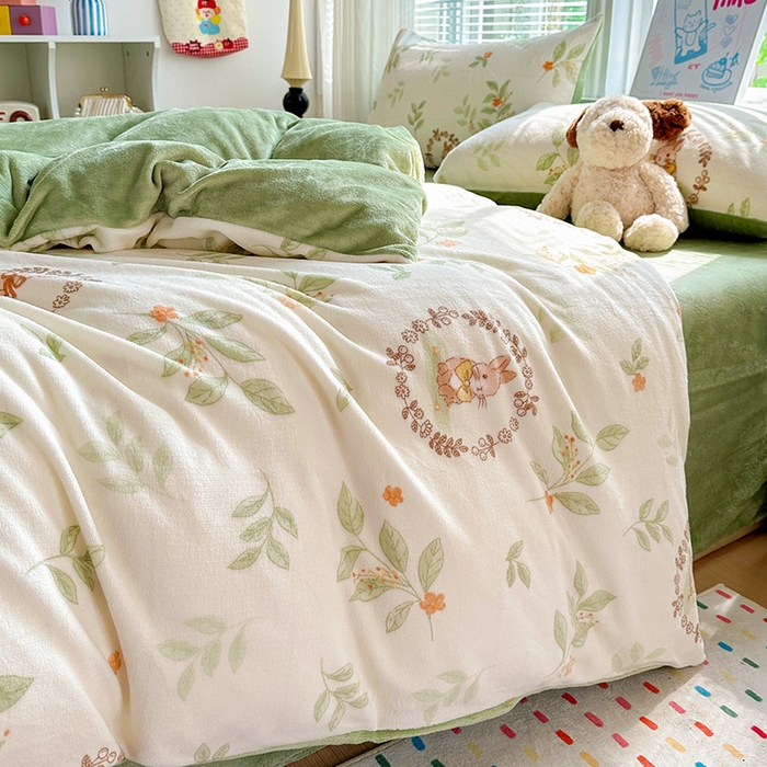 91家纺网 家纺一手货源 找家纺 西引力 2025新款亲肤舒适加厚牛奶绒印花四件套 可爱兔