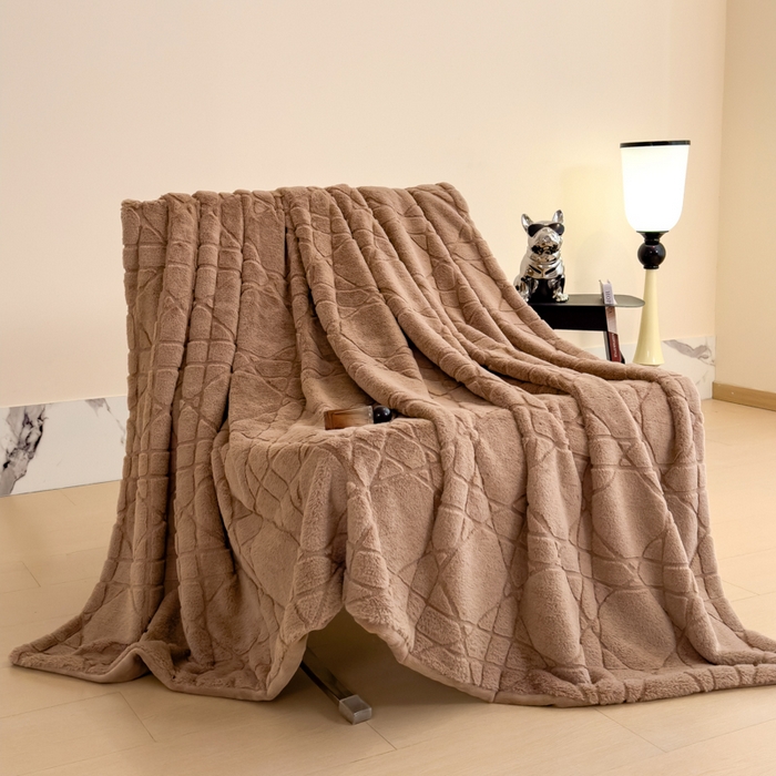 91家纺网 家纺一手货源 找家纺 （总）印季家纺 2025新款双层提花兔毛绒毛毯毯子