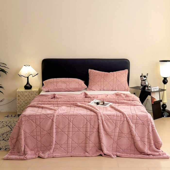 91家纺网 家纺一手货源 找家纺 印季家纺 2025新款双层提花兔毛绒毛毯毯子 提花兔毛绒-豆沙