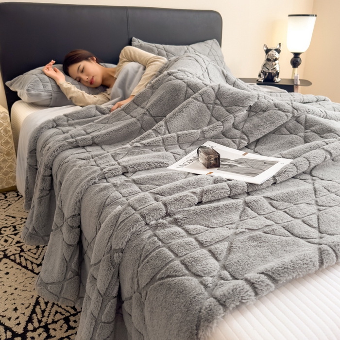 91家纺网 家纺一手货源 找家纺 印季家纺 2025新款双层提花兔毛绒毛毯毯子 提花兔毛绒-浅灰