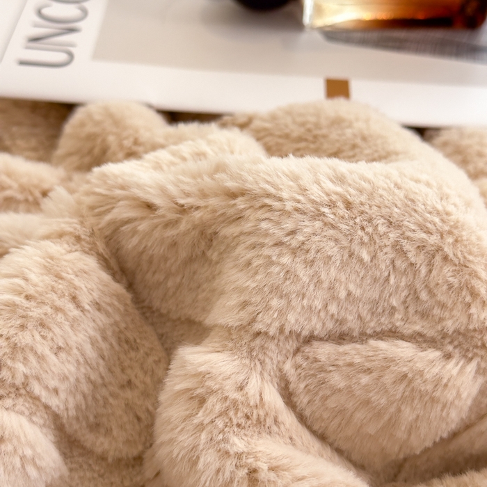 91家纺网 家纺一手货源 找家纺 印季家纺 2025新款双层提花兔毛绒毛毯毯子 提花兔毛绒-卡其