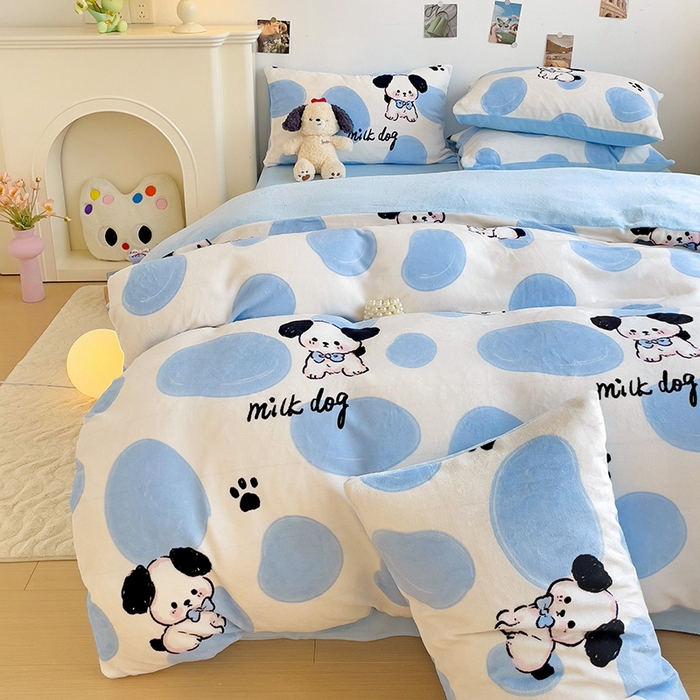 91家纺网 家纺一手货源 找家纺 西引力 2025新款亲肤舒适加厚牛奶绒印花四件套 牛奶狗