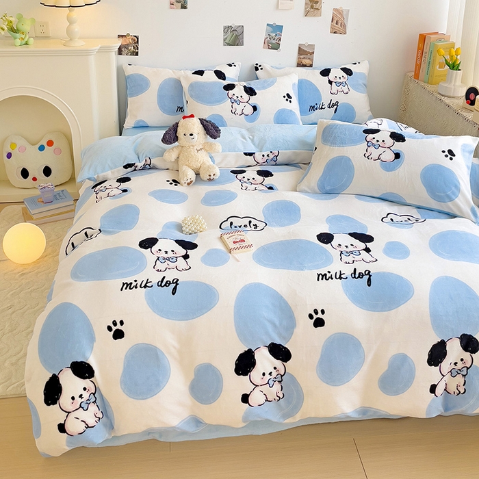 91家纺网 家纺一手货源 找家纺 西引力 2025新款亲肤舒适加厚牛奶绒印花四件套 牛奶狗