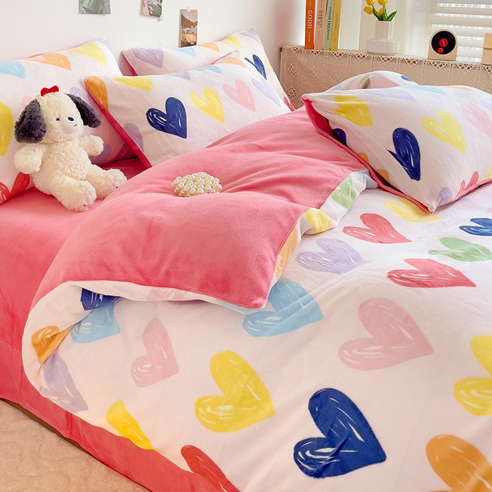 91家纺网 家纺一手货源 找家纺 西引力 2025新款亲肤舒适加厚牛奶绒印花四件套 如果爱