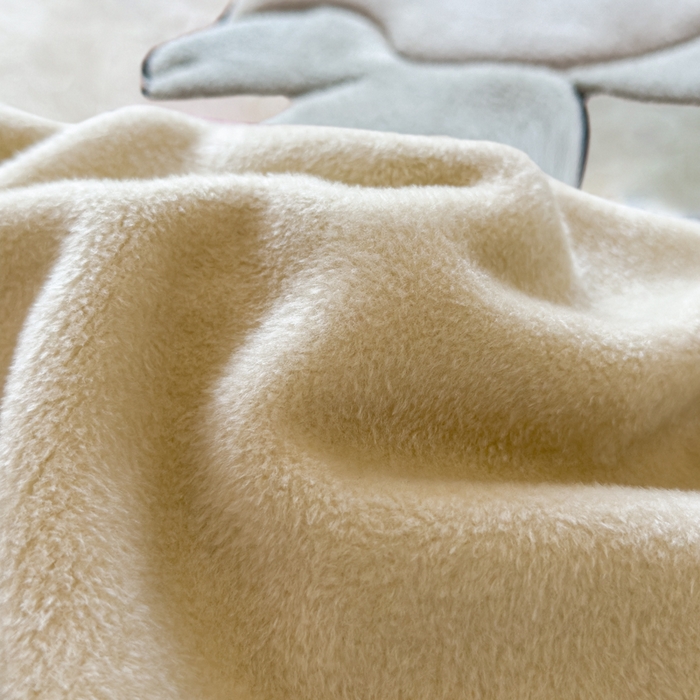 91家纺网 家纺一手货源 找家纺 印季家纺 2025新款大肚腩-海獭绒贴布绣四件套 大肚腩-淡绿-浅棕