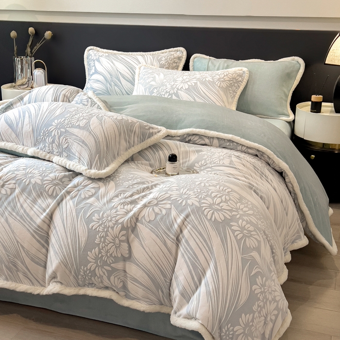 （总）印季家纺 2025新款法式立体雕花绒兔毛包边四件套