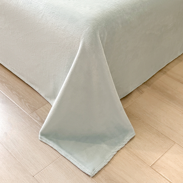 91家纺网 家纺一手货源 找家纺 （总）印季家纺 2025新款法式立体雕花绒兔毛包边四件套