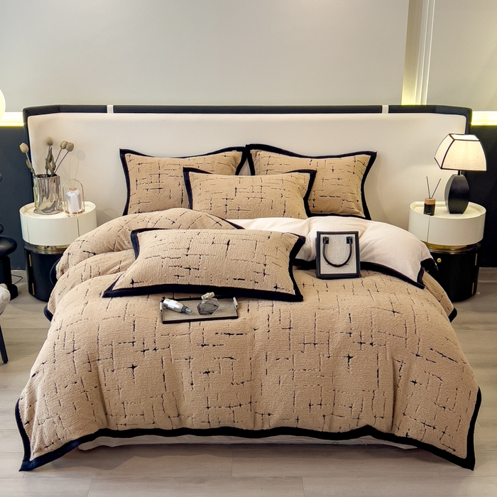 91家纺网 家纺一手货源 找家纺 （总）印季家纺 2025新款黑白森林阳离子提花四件套