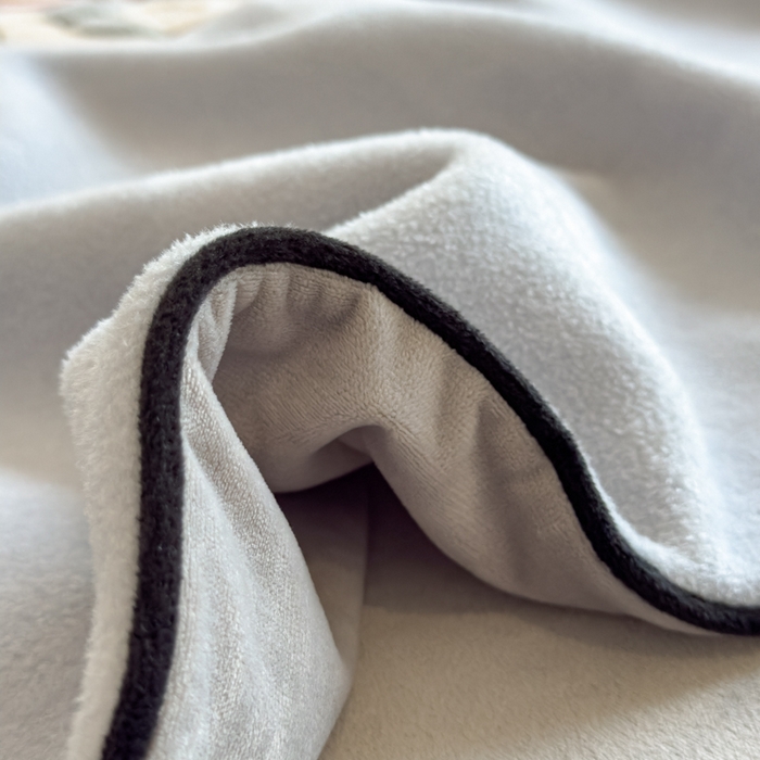 91家纺网 家纺一手货源 找家纺 印季家纺 2025新款小两口海獭绒贴布绣四件套 小两口-浅蓝-浅灰