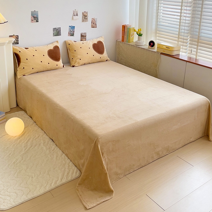 91家纺网 家纺一手货源 找家纺 西引力 2025新款亲肤舒适加厚牛奶绒印花四件套 心动