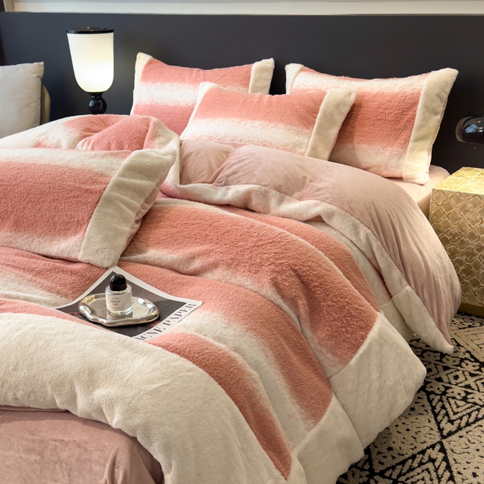 91家纺网 家纺一手货源 找家纺 （总）印季家纺 2025新款羊呢绒兔毛大拼角四件套