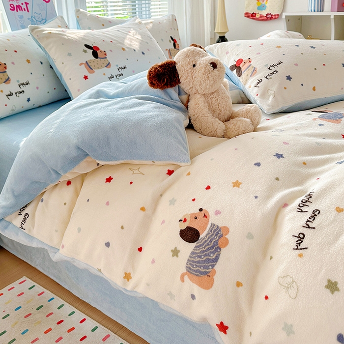 91家纺网 家纺一手货源 找家纺 西引力 2025新款亲肤舒适加厚牛奶绒印花四件套 星空狗