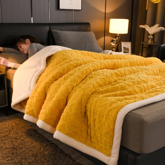 印季家纺 2025秋冬新款三层夹棉加厚-塔肤绒毛毯毯子多功能盖毯 柠檬黄