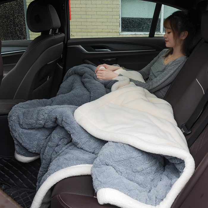 91家纺网 家纺一手货源 找家纺 印季家纺 2025秋冬新款三层夹棉加厚-塔肤绒毛毯毯子多功能盖毯 烟灰