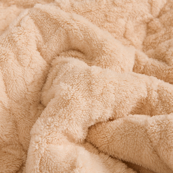 91家纺网 家纺一手货源 找家纺 印季家纺 2025秋冬新款三层夹棉加厚-塔肤绒毛毯毯子多功能盖毯 玉色