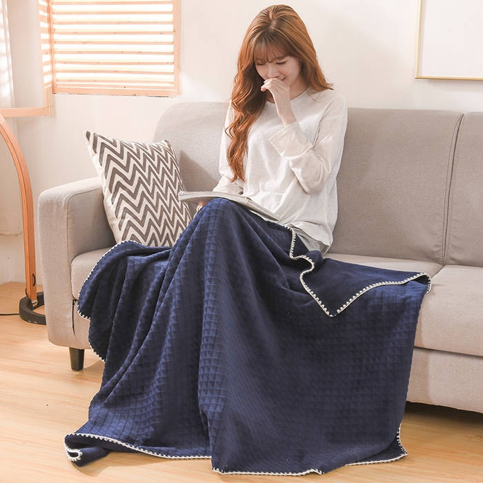 91家纺网 家纺一手货源 找家纺 印季家纺 2025新款华夫格牛奶绒复合毛毯毯子 渐变格-藏青