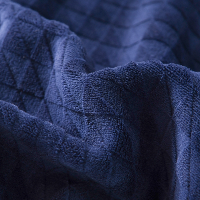 91家纺网 家纺一手货源 找家纺 印季家纺 2025新款华夫格牛奶绒复合毛毯毯子 渐变格-藏青