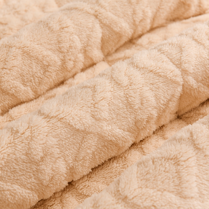 91家纺网 家纺一手货源 找家纺 印季家纺 2025秋冬新款三层夹棉加厚-塔肤绒毛毯毯子多功能盖毯 玉色