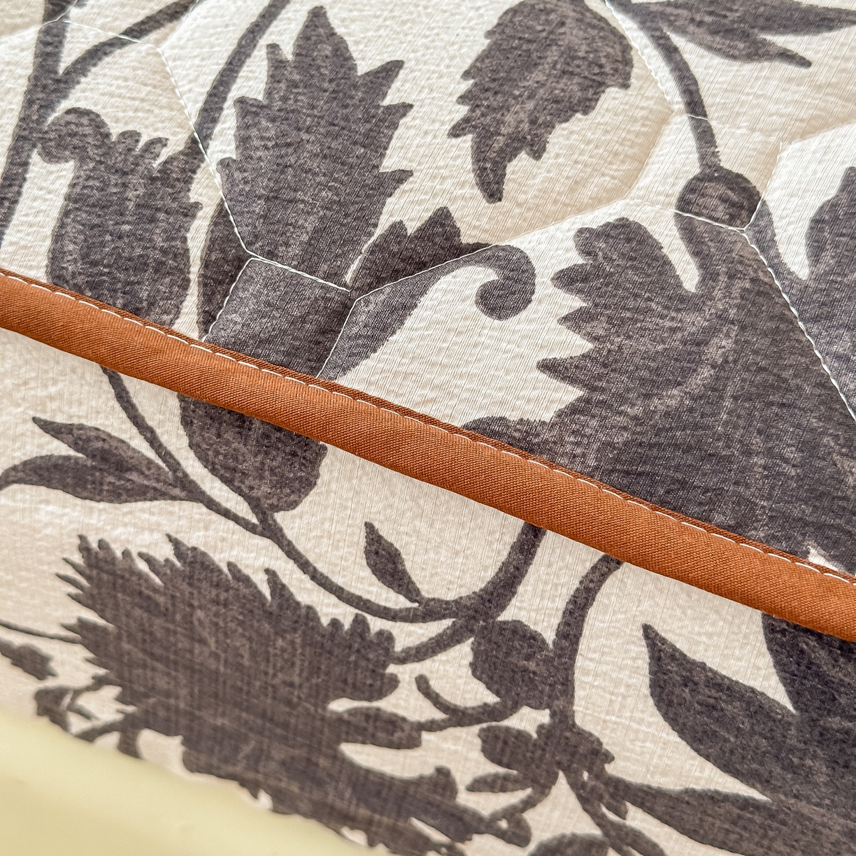 91家纺网 家纺一手货源 找家纺 梦嘉居 2025新款加厚亚麻皱皱纱加棉床笠单品床笠枕套单件单床笠 扶桑花