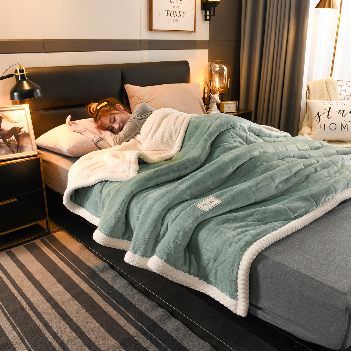 印季家纺 2025秋冬新款三层夹棉加厚复合贝贝绒毛毯毯子多功能盖毯 墨绿+白
