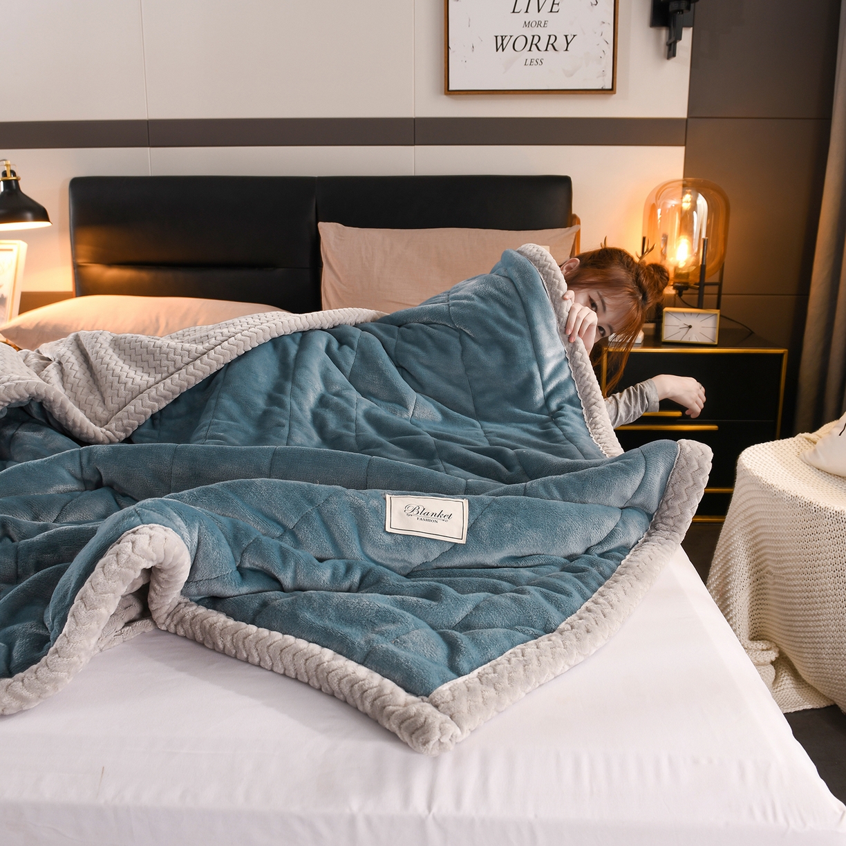 91家纺网 家纺一手货源 找家纺 印季家纺 2025秋冬新款三层夹棉加厚复合贝贝绒毛毯毯子多功能盖毯 蓝灰+灰