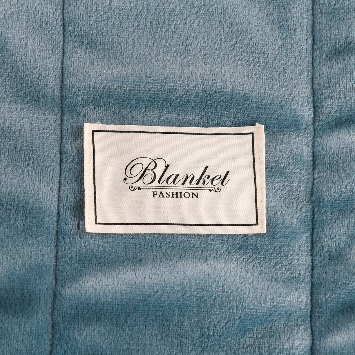 91家纺网 家纺一手货源 找家纺 印季家纺 2025秋冬新款三层夹棉加厚复合贝贝绒毛毯毯子多功能盖毯 蓝灰+灰