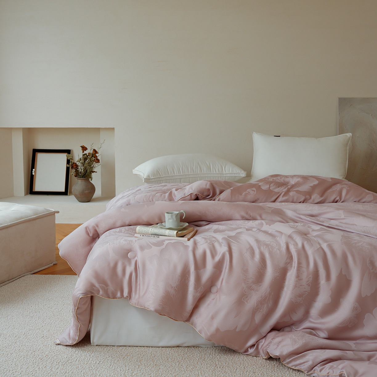 91家纺网 家纺一手货源 找家纺 纯优家纺 2025秋冬新品五彩臻丝大提花高奢45%大豆蛋白春秋被冬被直播电商首选 东方墨澜-紫藤