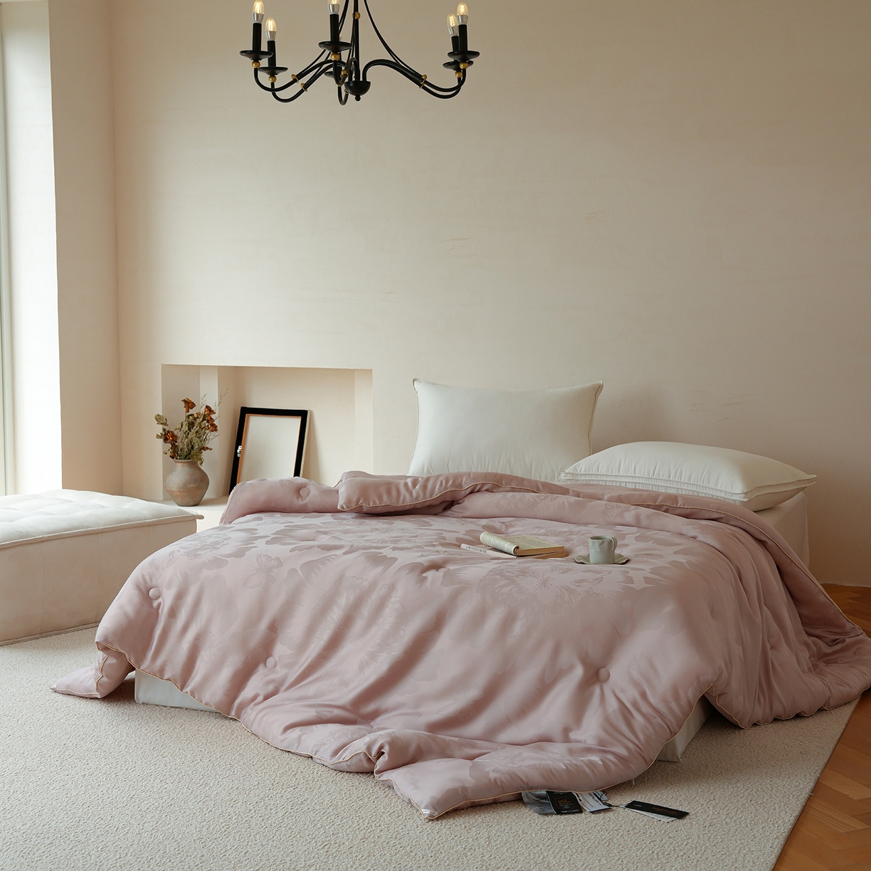 91家纺网 家纺一手货源 找家纺 纯优家纺 2025秋冬新品五彩臻丝大提花高奢45%大豆蛋白春秋被冬被直播电商首选 东方墨澜-紫藤