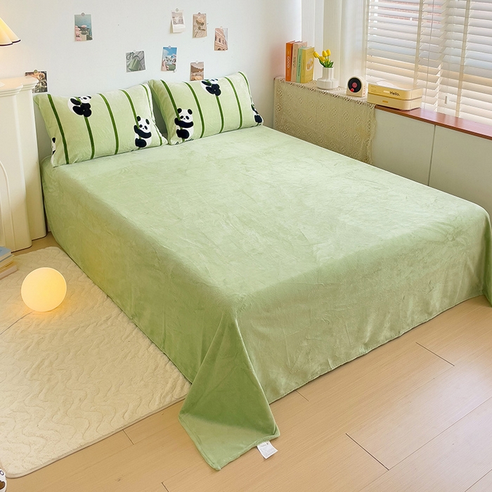 91家纺网 家纺一手货源 找家纺 西引力 2025新款亲肤舒适加厚牛奶绒印花四件套 熊猫乐园