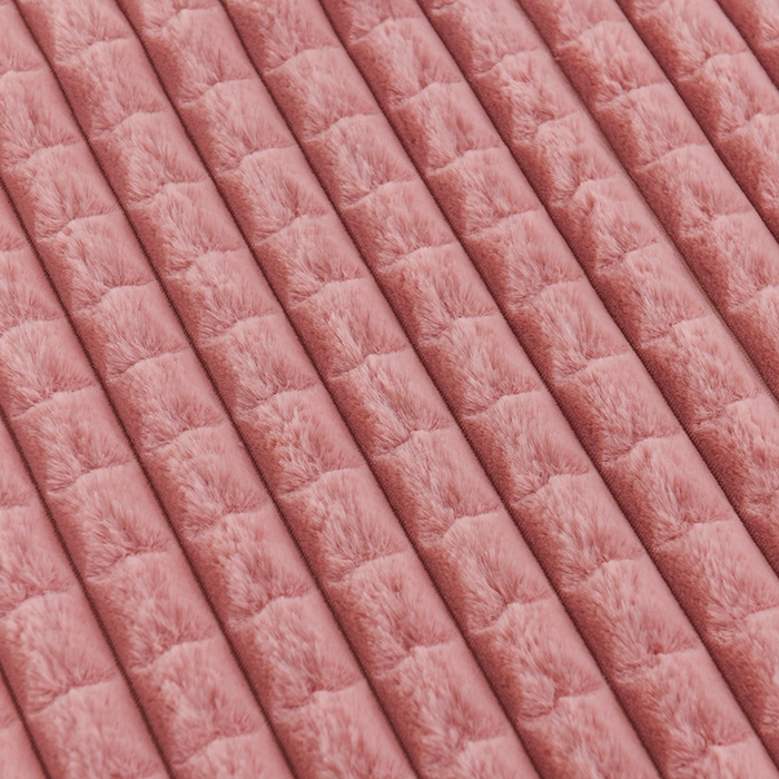 91家纺网 家纺一手货源 找家纺 印季家纺 2025新款三层夹棉立体剪花兔毛绒毛毯毯子多功能盖毯-暗场景 豆沙