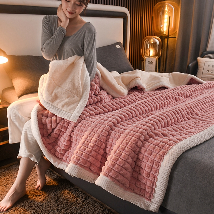 印季家纺 2025新款三层夹棉立体剪花兔毛绒毛毯毯子多功能盖毯-暗场景 豆沙