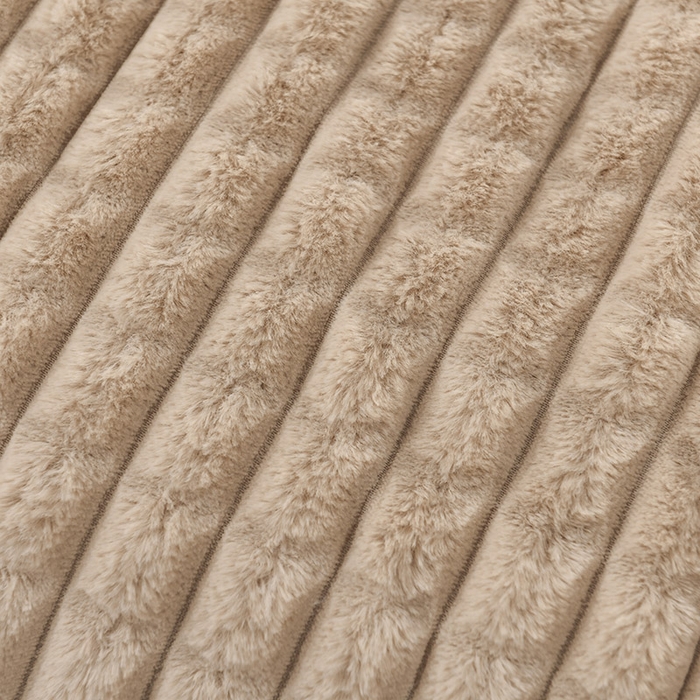 91家纺网 家纺一手货源 找家纺 印季家纺 2025新款三层夹棉立体剪花兔毛绒毛毯毯子多功能盖毯-亮场景 驼色