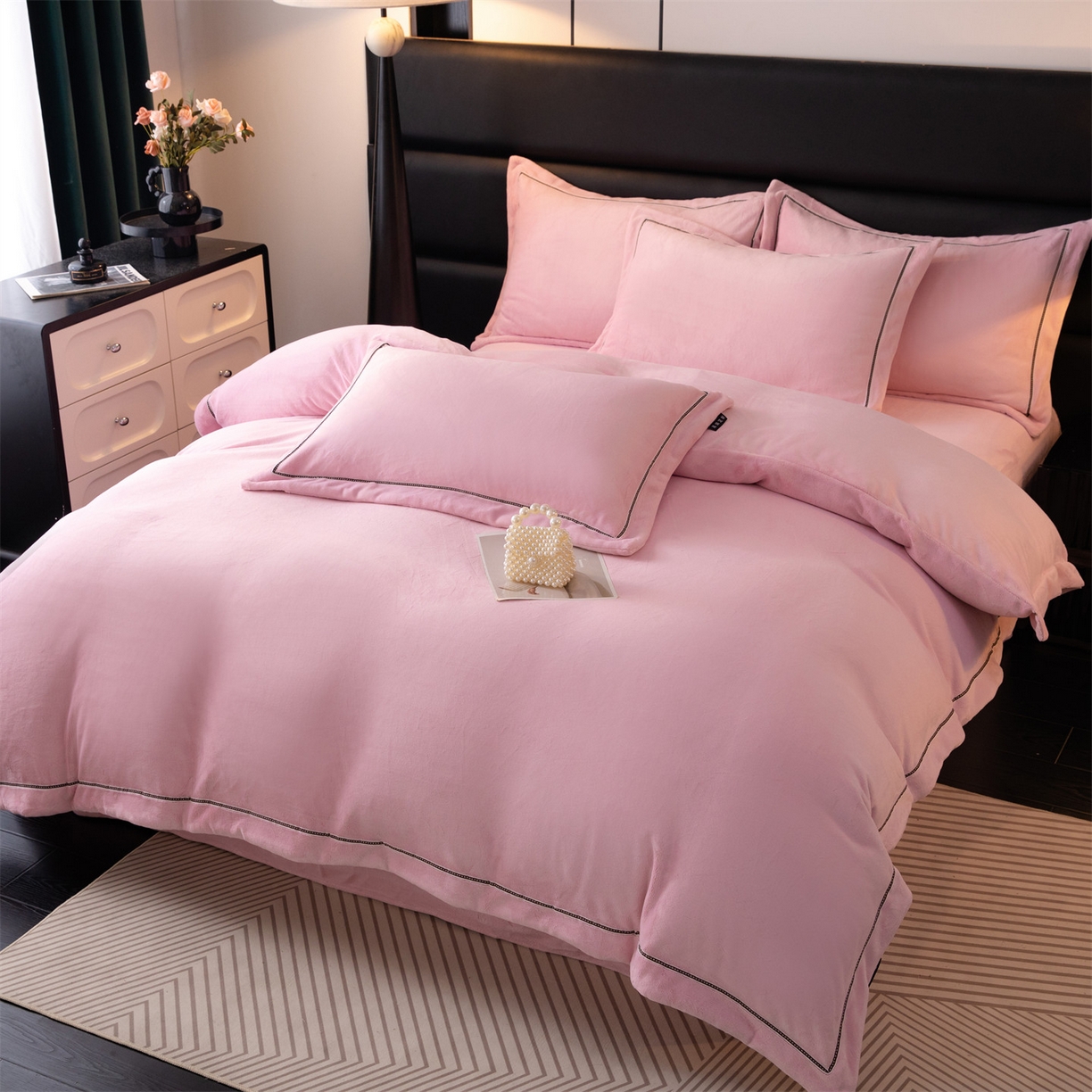 91家纺网 家纺一手货源 找家纺 雅高家居 2025新款240克高克重全工艺纯色织带花边款单件及四件套 樱花粉