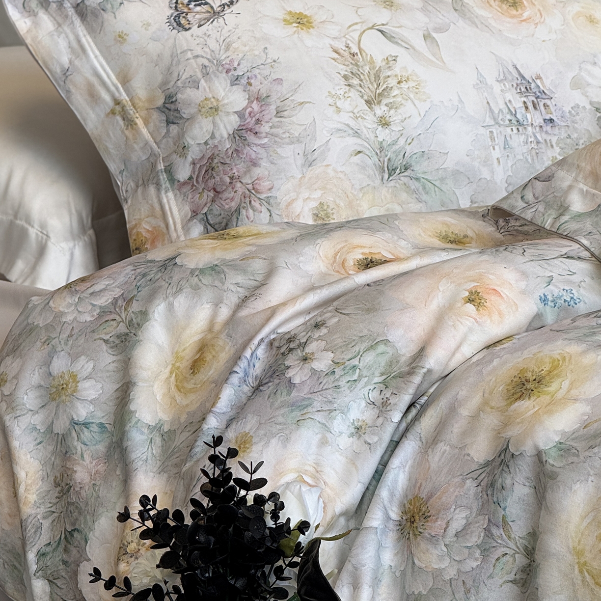 91家纺网 家纺一手货源 找家纺 纯优家纺 2025新款秋冬长绒棉数码印花磨毛四件套 伊甸花园