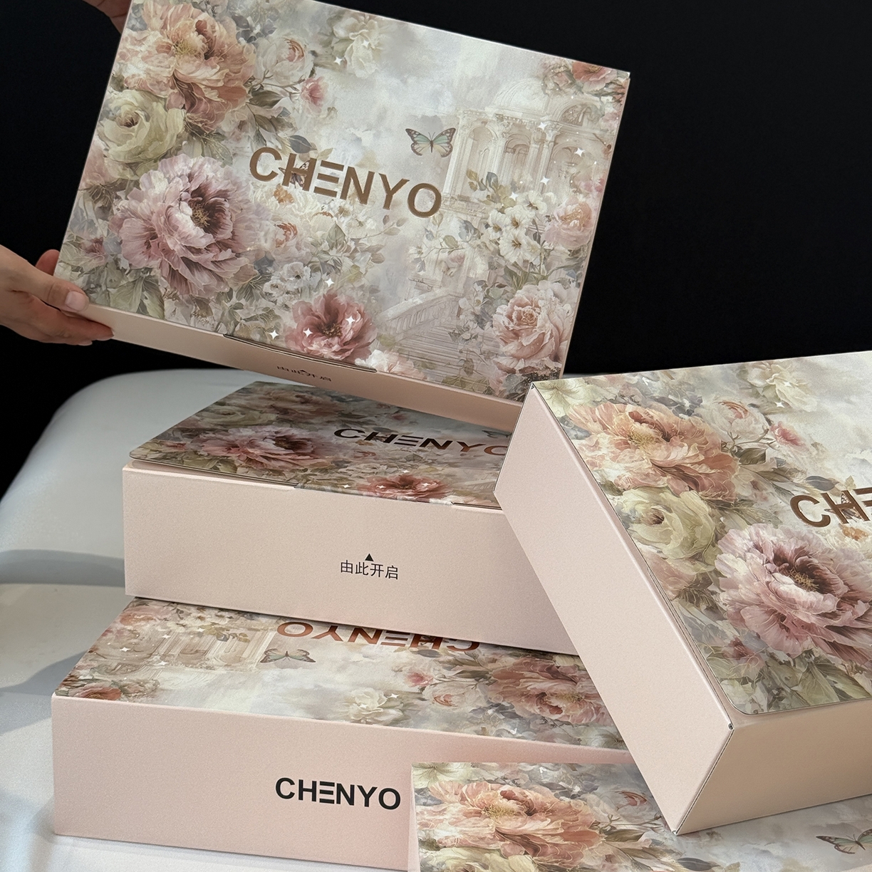 91家纺网 家纺一手货源 找家纺 纯优家纺 2025新款秋冬长绒棉数码印花磨毛四件套 梨梦