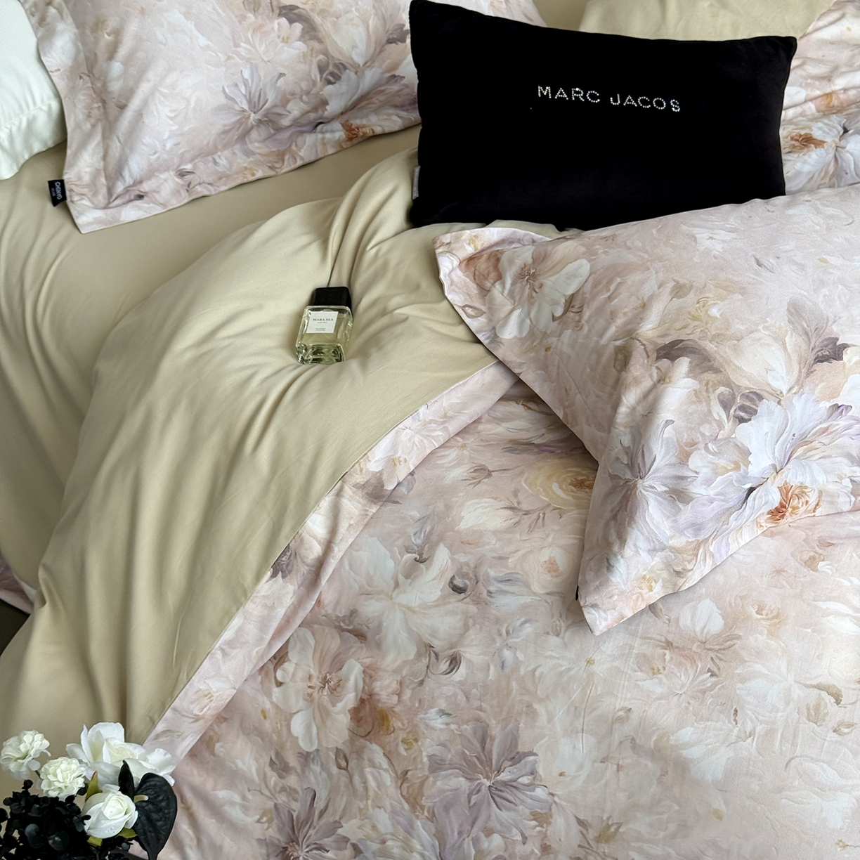 91家纺网 家纺一手货源 找家纺 纯优家纺 2025新款秋冬长绒棉数码印花磨毛四件套 梨梦