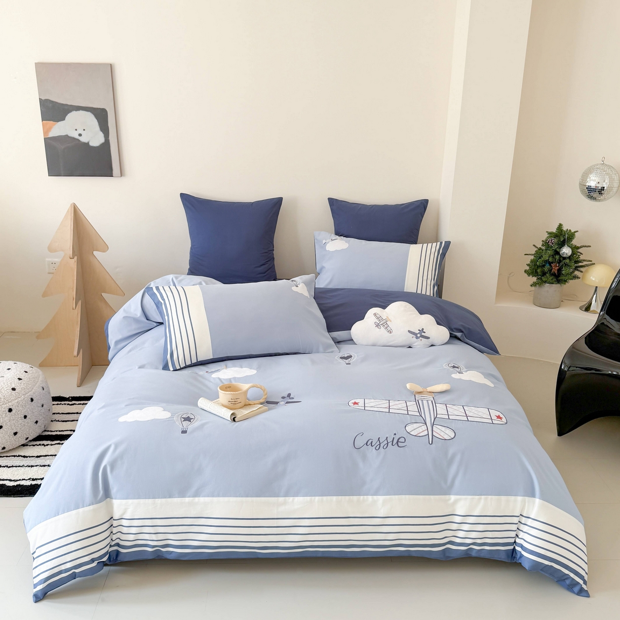 91家纺网 家纺一手货源 找家纺 （总）曼布缇 2025秋冬新款全棉加厚磨毛工艺款绣花四件套送抱枕-追梦（会员减20，券后338起）