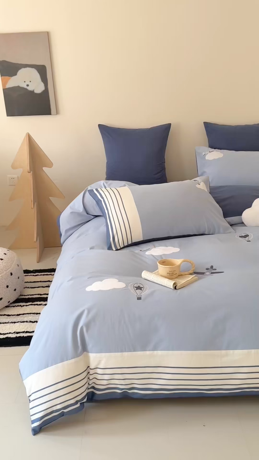 91家纺网 家纺一手货源 找家纺 （总）曼布缇 2025秋冬新款全棉加厚磨毛工艺款绣花四件套送抱枕-追梦（会员减20，券后338起）