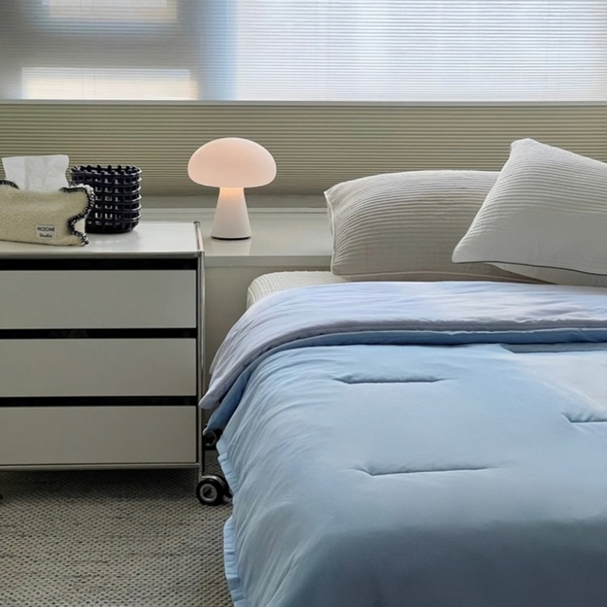 91家纺网 家纺一手货源 找家纺 纯优家纺 2025新款亚朵同款四季控温被pro2.0 字母被子被芯 清澄蓝